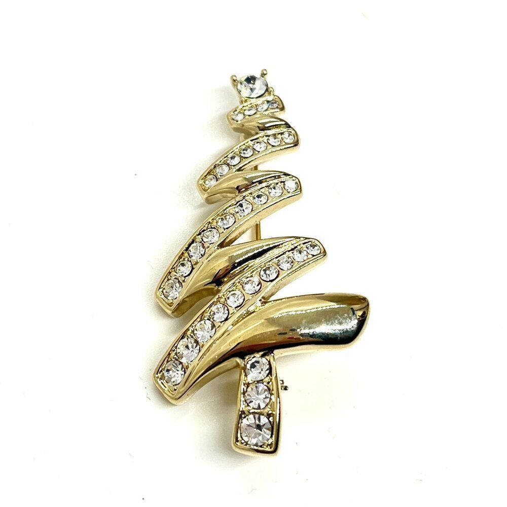 VINTAGE MONET Brooch Christmas Tree Gold Tone Rhinestone Signed Holiday Pin